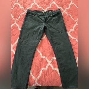 Selling a pair of men’s Madewell jeans. Worn once! Basically brand new! 38/30